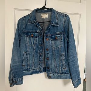 Madewell jean jacket, size medium